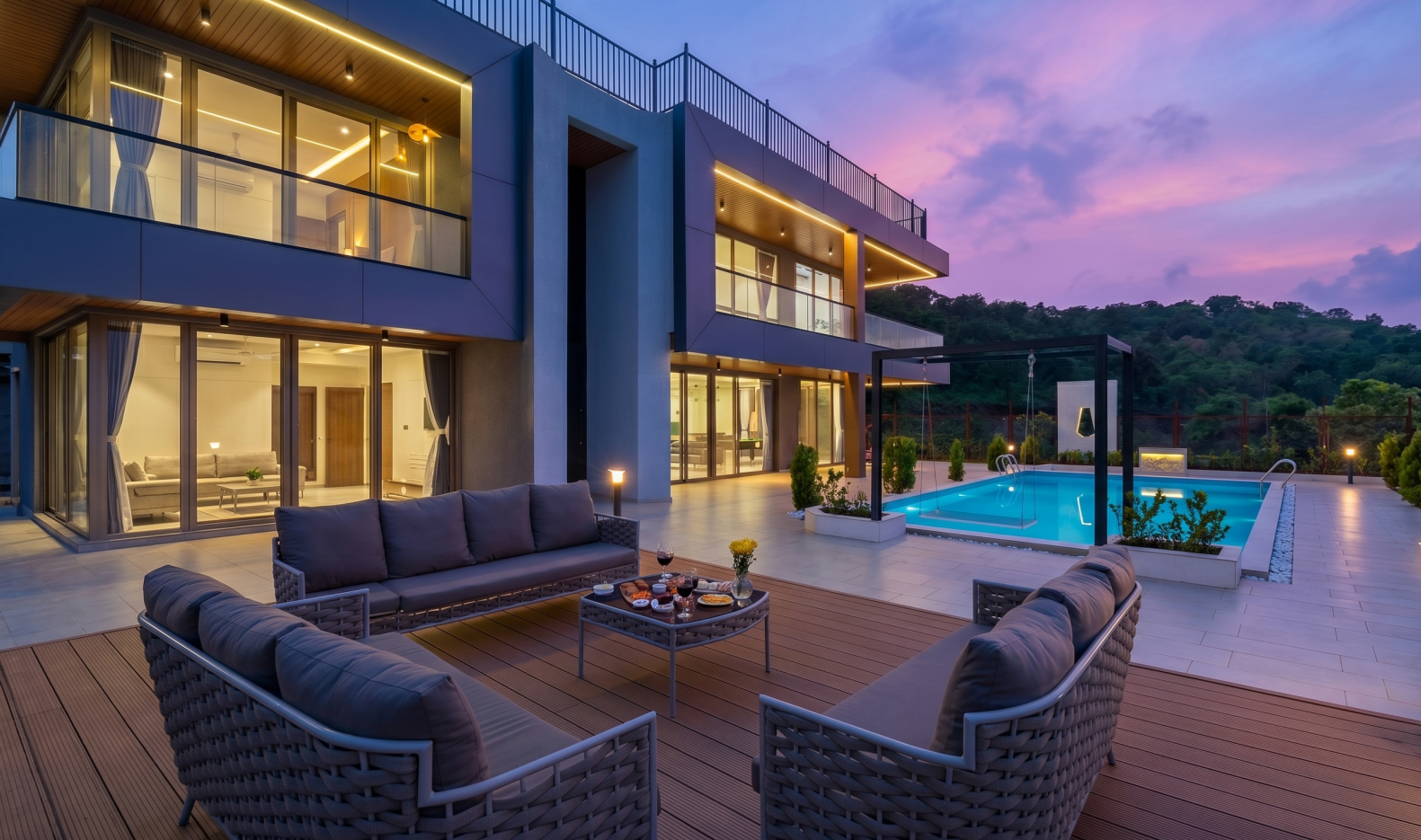 Mayfair Residence - Real Estate